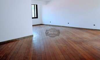 Imagem 6: Casa à venda com 352 m² construídos, quintal grande, 5 vagas, ensolarada, no Seminário, Cu