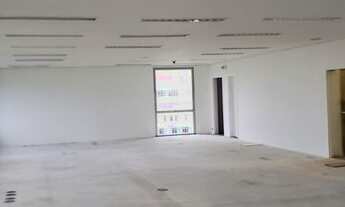 Imagem 4: Sala para Alugar no bairro Jardins em São Paulo - SP. 4 banheiros, 3 vagas na garagem, cop