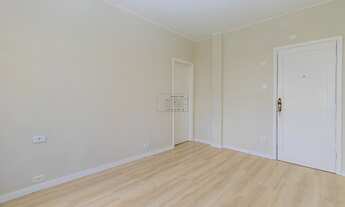 Imagem 3: SALAS COMERCIAIS à venda com 51m² por R$ 190.000,00 no bairro Centro - CURITIBA / PR