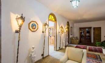 Imagem 7: COBERTURA EM FRENTE A PRAÇA BUENOS AIRES