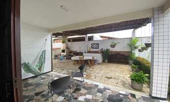 Imagem 7: Casa Duplex a venda no Cambeba com 6 quartos