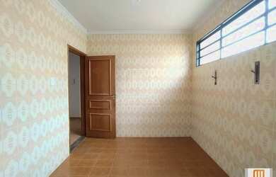 Imagem 4: Casa (térrea na rua) 4 dormitórios/suite, cozinha planejada