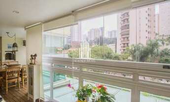 Imagem 4: Apartamento no Campo Belo com 154m2 possui 3 dormitorios e 3 vagas de garagem