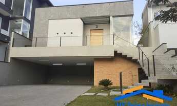 Imagem: Linda casa assobradada em Aldeia da Serra