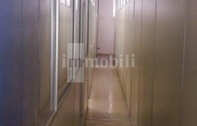 Imagem 2: Santa Cecilia Sala comercial ao lado do metro