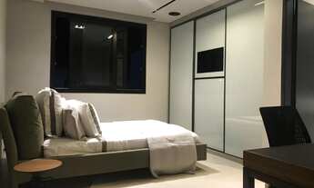 Imagem 4: Casa de alto padrão com 4 suítes em Condomínio no Bairro Sim