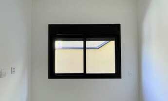 Imagem 2: Casa de condomínio para venda com 250 metros quadrados com 4 quartos