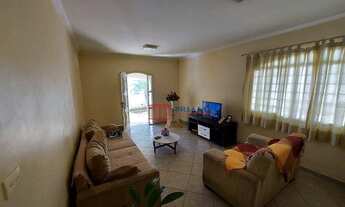 Imagem: Casa a venda totalmente térrea