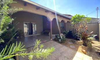 Imagem: Casa com 04 dormitórios à venda, 250 m²