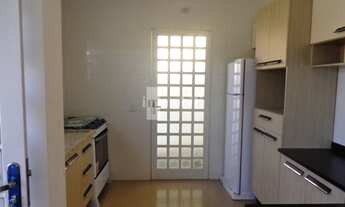 Imagem 2: Casa Térrea Nova em condomínido bem localizado ( casa modelo