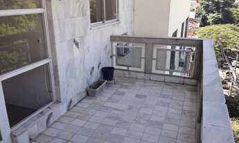 Imagem 2: Grajaú apto varandão 2 quartos (1+1) 2 banheiros uma vaga