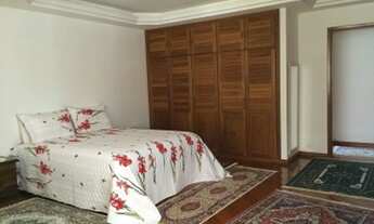 Imagem 6: TERESÓPOLIS - Bairro do Alto, excelente casa com 1500m2 de terreno, 5 suítes, piscina, sau