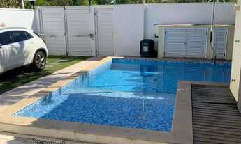 Imagem 6: Casa de condomínio para aluguel possui 340 metros quadrados com 5 quartos