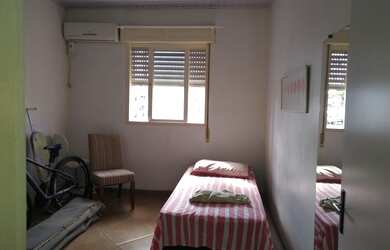 Imagem 3: Casa para venda tem 108 metros quadrados com 2 quartos em Centro - Pelotas - RS