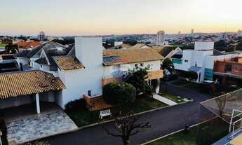 Imagem 4: Sobrado para venda possui 349 metros quadrados com 4 quartos em Jardim Aclimação - Maringá