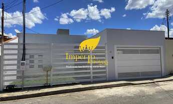 Imagem: Linda Casa no Jardim Comodoro