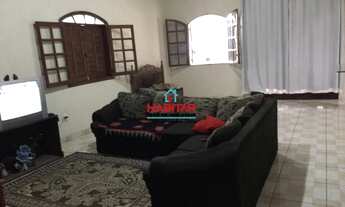 Imagem 5: Sítio com excelente localização. Pomar formado com várias frutíferas. Luz individual