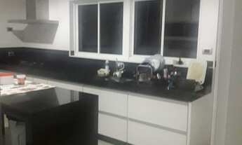 Imagem 6: Lindo sobrado para aluguel ou venda tem 280m2 com 640m2 de terreno com 4 quartos, 2 suíte