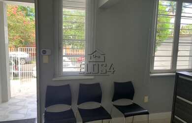 Imagem 2: Casa Comercial com 4 Dormitorio(s) localizado(a) no bairro Centro em São Leopoldo / RIO G