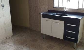 Imagem 4: ALUGA-SE KITNET Casa com 1 dormitório