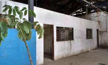 Imagem 2: Galpão comercial 900 m² , Pé direito alto, força trifásico, entrada para caminhão