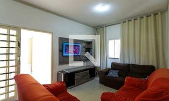 Imagem 2: Casa para Aluguel - Residencial Monte Carlo, 3 Quartos, 380 m2