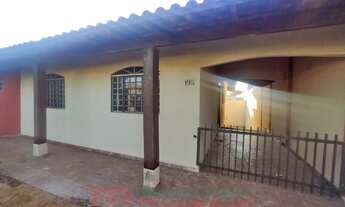 Imagem 2: Residência com 3 quartos para alugar por R$ 1400.00, 249.00 m2 - JARDIM MONACO - ARAPONGAS