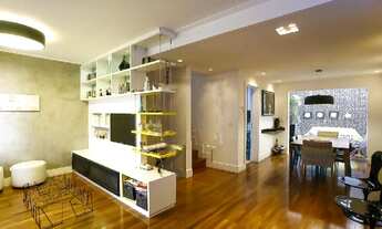 Imagem 2: Casa de condomínio com 205m², 4 quartos e 3 vagas