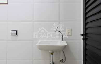 Imagem 2: Apartamento de 140m2 com 3 dormitórios sendo 1 suíte e 2 vagas no Alto da Lapa, São Paulo