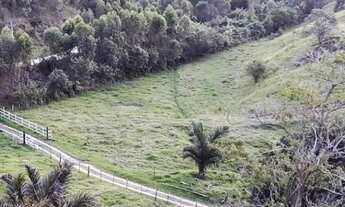 Imagem: RIO BONITO BELA FAZENDINHA NA VIA LAGOS!(Antes