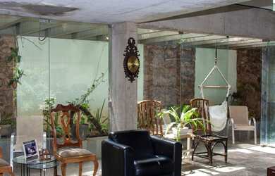 Imagem 3: Casa para venda possui 600 metros quadrados com 5 quartos em Mangabeiras - Belo Horizonte