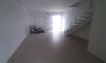 Imagem 3: Geminado para Venda em Joinville, Saguaçu, 3 dormitórios, 1 suíte, 1 banheiro, 1 vaga