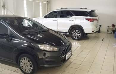 Imagem 2: Sobrado para venda possui 481 metros quadrados com 4 quartos em Residencial Paraíso - Fran