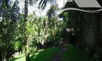 Imagem 2: Vendo linda casa com vista para o mar, Ilhabela,3 suítes, casa de hóspedes, gazebo atelier