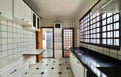 Imagem 6: Casa para aluguel, 3 quartos, 1 suíte, 3 vagas, Nossa Senhora das Graças - Uberlândia/MG