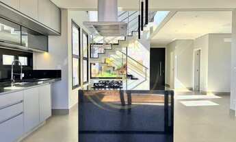 Imagem 5: Casa à venda em Paulínia, condomínio ROYAL GARDEN. Lindo sobrado, arquitetura moderna em a