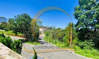 Imagem 6: Ótima casa muito ensolarada e com vista para mata verde!