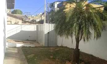 Imagem 2: Casa para aluguel com 274 metros quadrados com 3 quartos em Jardim América - Goiânia - GO