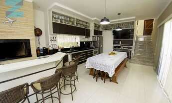 Imagem 7: 3 Dortmitórios , sendo 1 suíte, 2 vagas individuais ! Piscina com aquecimento solar !