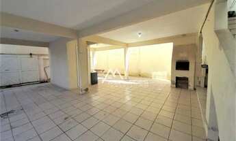 Imagem 2: Casa com 2 dormitórios para alugar, 70 m² por R$ 2.813,76/mês - Centro - Itajaí/SC