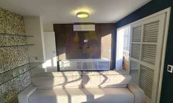 Imagem 4: Apartamento reformado e semi mobiliado com ar condicionado em prédio neoclássico em Pinhei