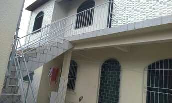 Imagem 2: Alugo casa 2/4 na melhor área do Bairro América. R$ 550,00