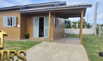 Imagem: CASA DE ESQUINA PRÓXIMO AO MAR NO BALNEÁRIO