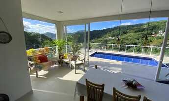 Imagem 2: Casa para Venda em Florianópolis, Córrego Grande, 4 dormitórios, 4 suítes, 5 banheiros, 4