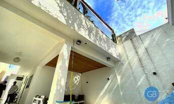 Imagem 2: Sobrado a venda, ficando na Vila Gomes Cardim/SP ao lado da região de Tatuapé, tendo 4 dor