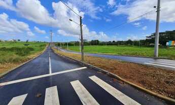 Imagem 2: Terreno em Içara pronto para construir lotes com parcelamento direto