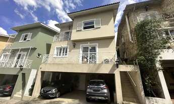 Imagem 2: LINDO SOBRADO EM CONDOMÍNIO FECHADO 4 dormitórios, sendo 2 suítes, à VENDA, 309 m² de áre