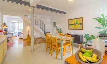 Imagem 4: Casa com jardim, quintal e terraço. 4 quartos sendo 2 suítes!