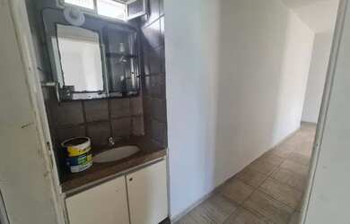 Imagem 5: Candeias - 02 Qtos/ 01 Wc Social - Lavabo - Salão de Festas - 01 Vaga