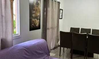 Imagem 2: Apartamento térreo com 2 quartos e varanda no Villa Flora